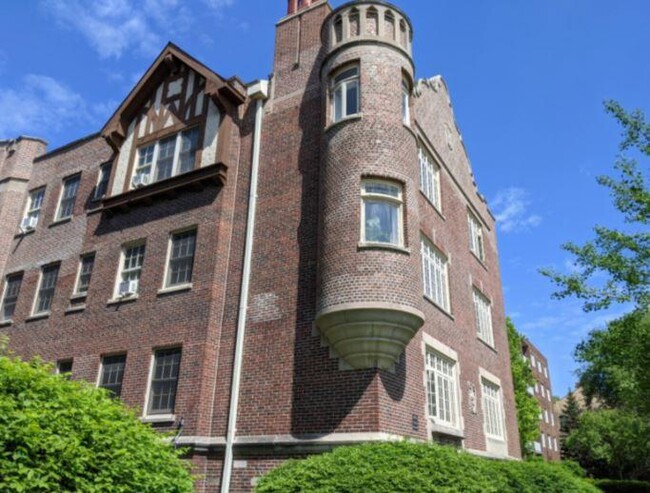 Foto del edificio - 3 bedroom in Chicago IL 60201