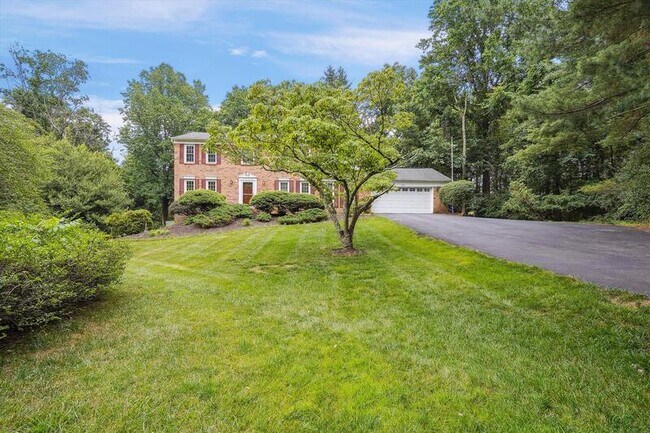 Photo - 11403 Bronzedale Dr House