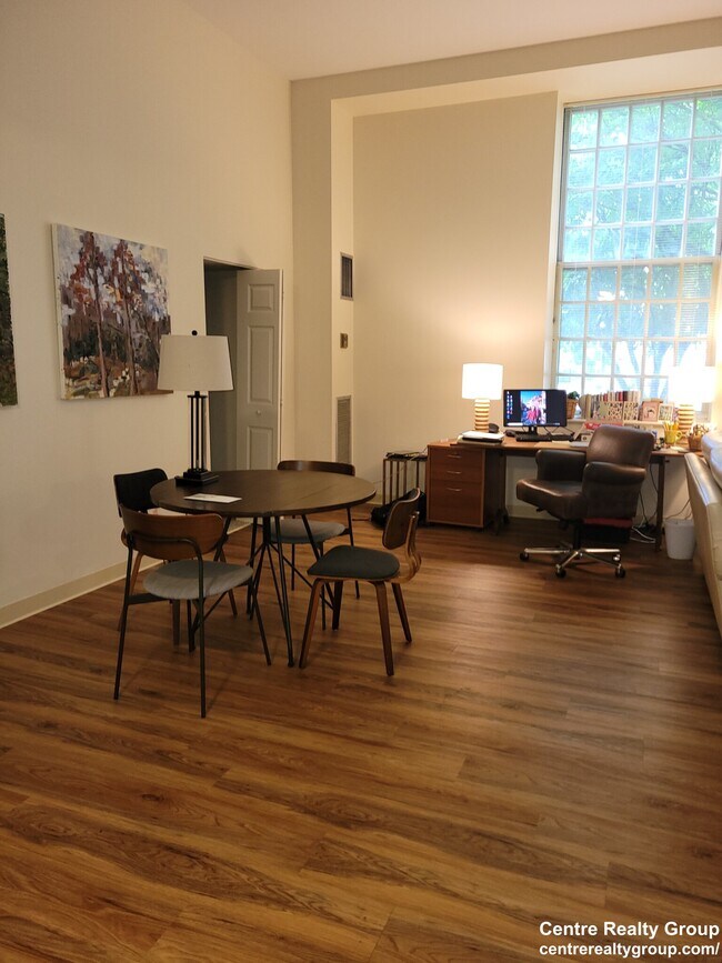 Foto del edificio - 1600 Washington St