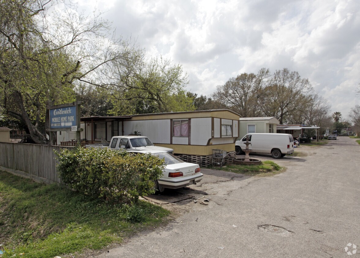 Primary Photo - Candlewick Mobile Home Park