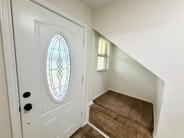 Building Photo - 1670 Clydesdale Dr