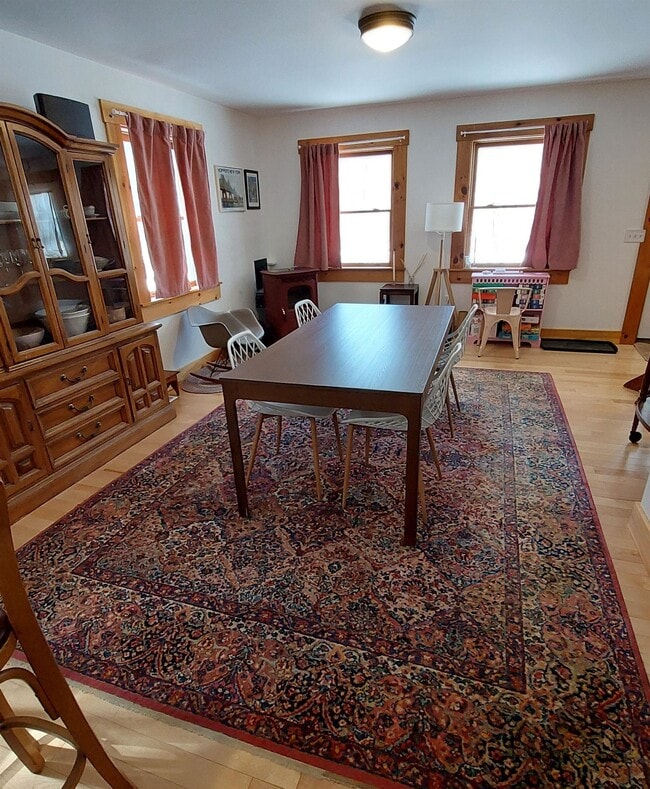 Foto del edificio - 23 Turner Hill Rd