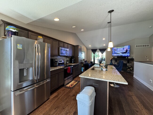 Foto del edificio - 1110 NE 15th Ln