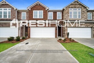 Building Photo - 631 Porchlight Dr
