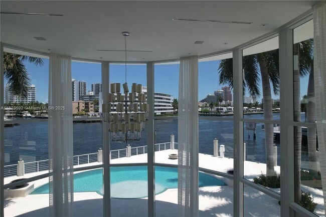 Foto del edificio - 2890 NE 28th St