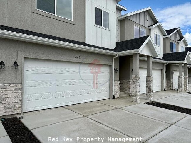 Foto del edificio - 730 N Townhouse Duplex