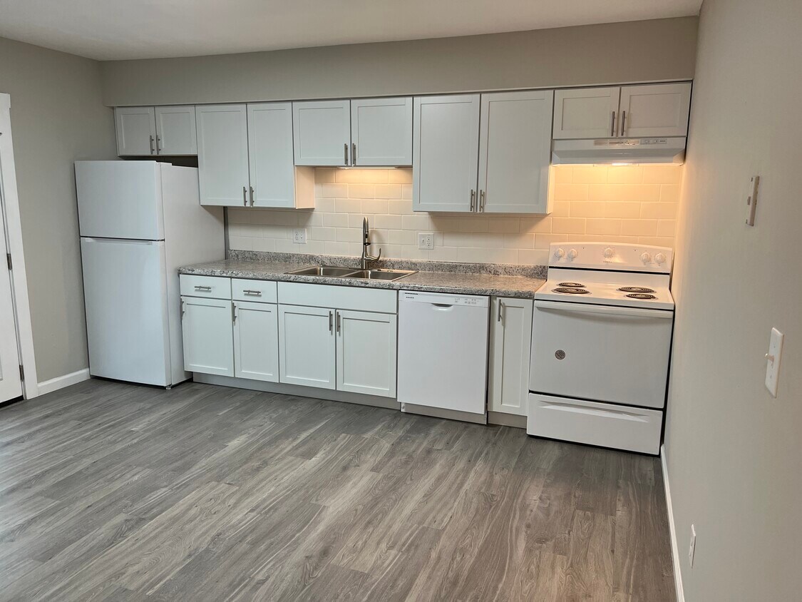 Foto del edificio - 2110 Saratoga Dr
