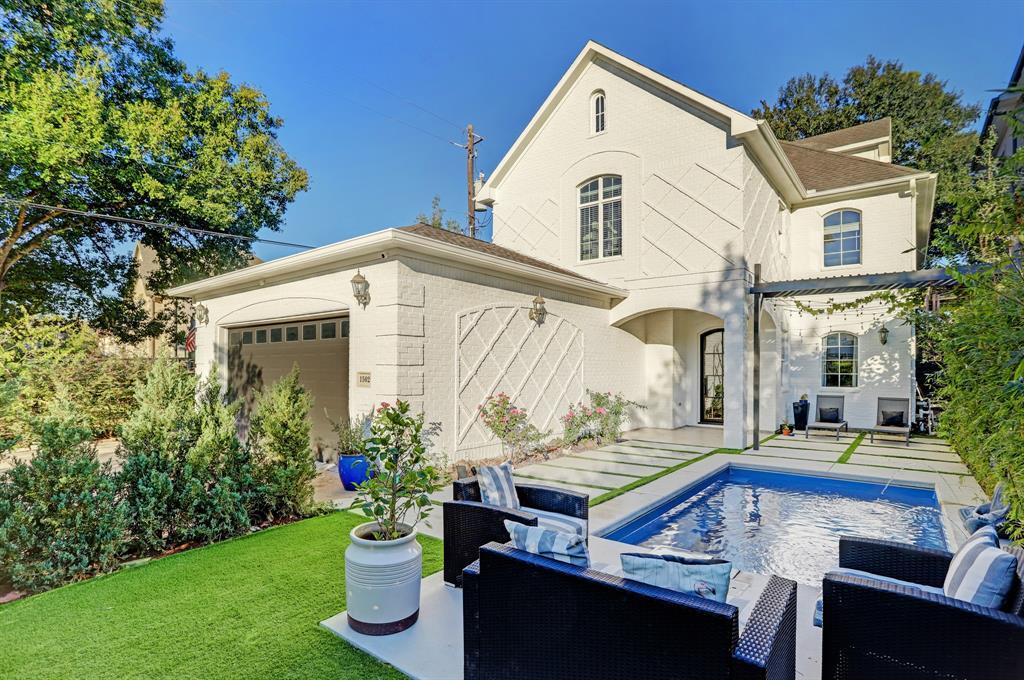Foto principal - 1502 Whispering Pines Dr