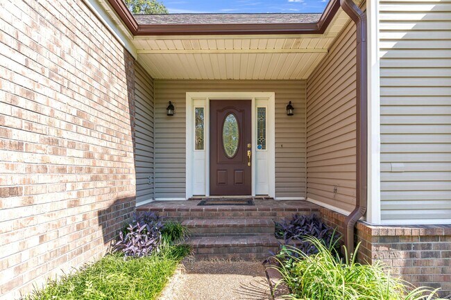 Foto del edificio - 636 N Fox Chase Cove