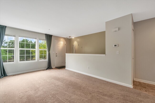 Foto del edificio - 662 Lydia Ln