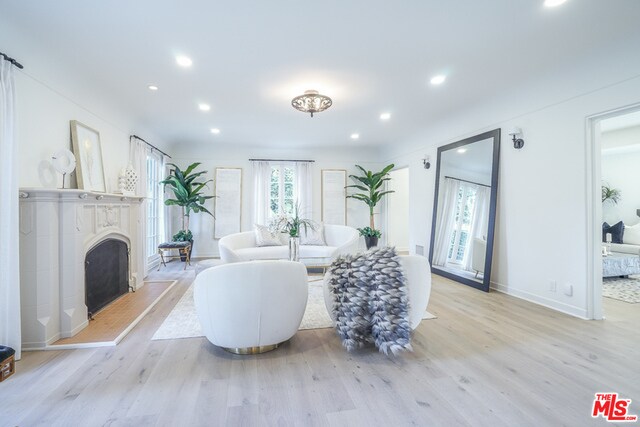 Foto del edificio - 615 N Linden Dr