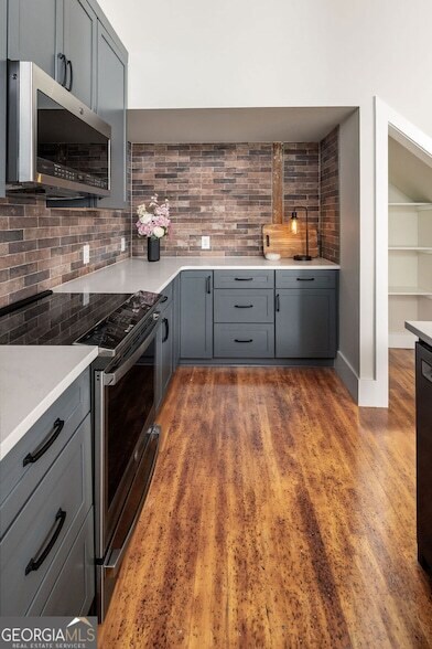 Foto del edificio - 200 Barrett St