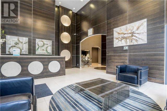 Building Photo - Modern 2 Bed Condo w/ Parking | Scarboroug...