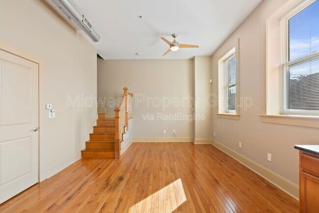 Building Photo - 4244 Chouteau Ave