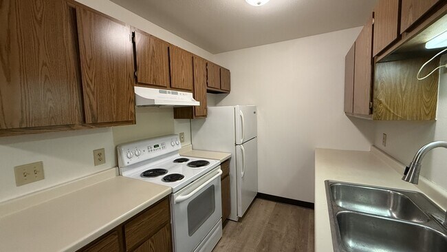 Foto del edificio - 120/130 Memorial Drive - C