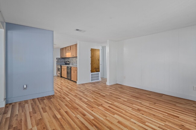 Building Photo - 5269 S James Ter