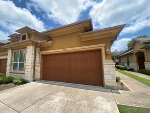 Building Photo - 2210 Onion Creek Pkwy