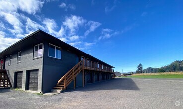 Building Photo - 575 Greenwood Ave