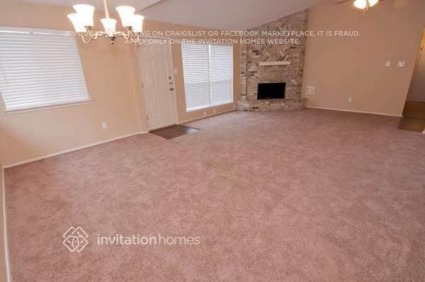 Building Photo - 7319 Echo Pines Dr