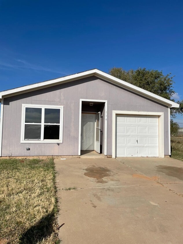 114 E 76th St, Lubbock, TX 79404 House Rental in Lubbock, TX