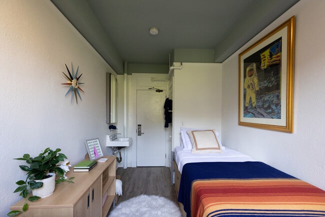 Single Occupancy Room - Hudson Yards Campus