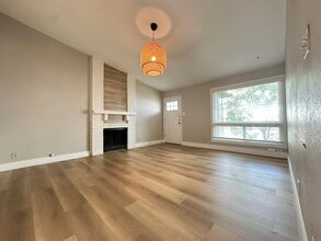 Building Photo - 6713 West Gate Blvd