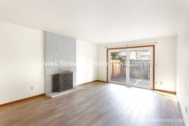 Foto del edificio - 9811 SW 49th Ave