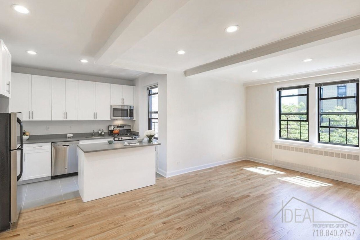 Primary Photo - 2 bedroom in Brooklyn NY 11214