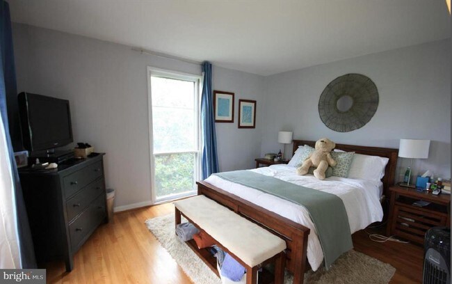 Foto del edificio - 100 G St SW