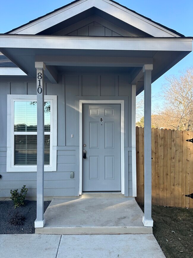 Front Door - 810 E Baxter St