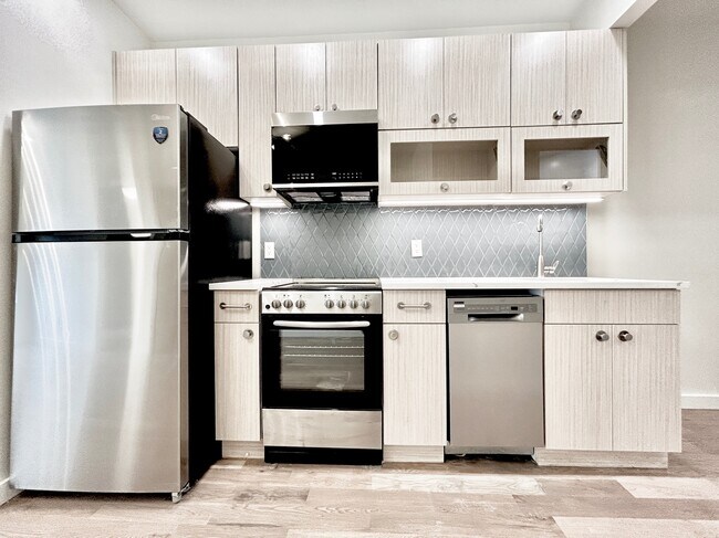 Building Photo - 524 W 134th St