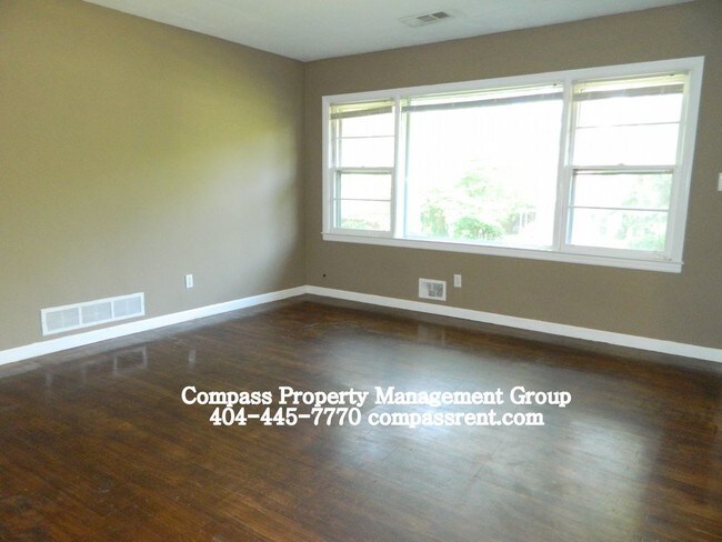 Building Photo - 3101 Rollingwood Ln SE