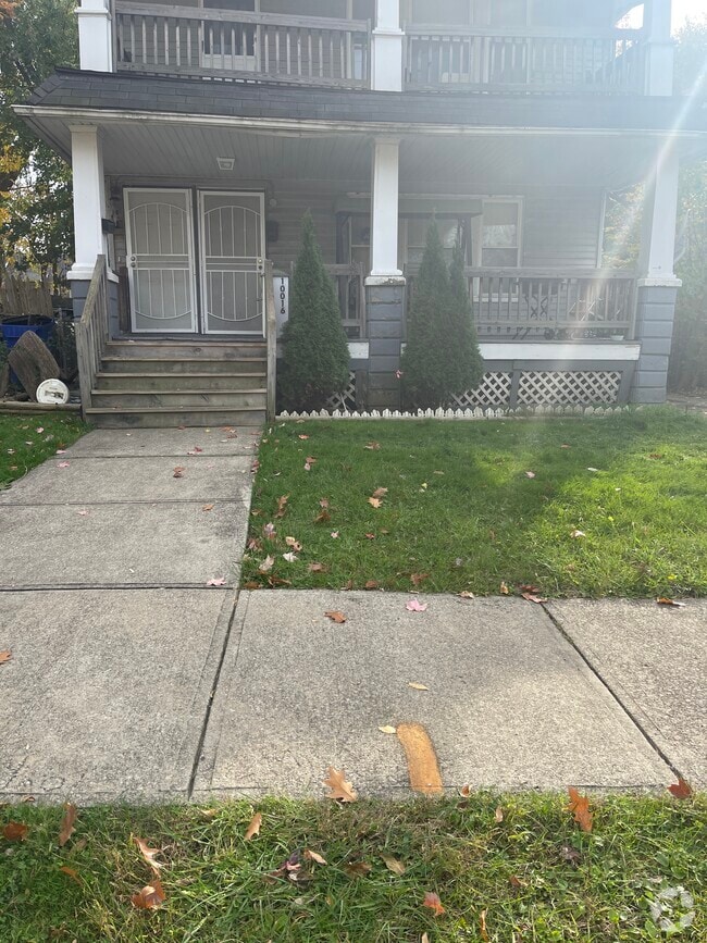 Building Photo - 10016 Anderson Ave