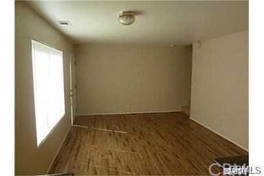 Foto del edificio - 1768 Newport Ave
