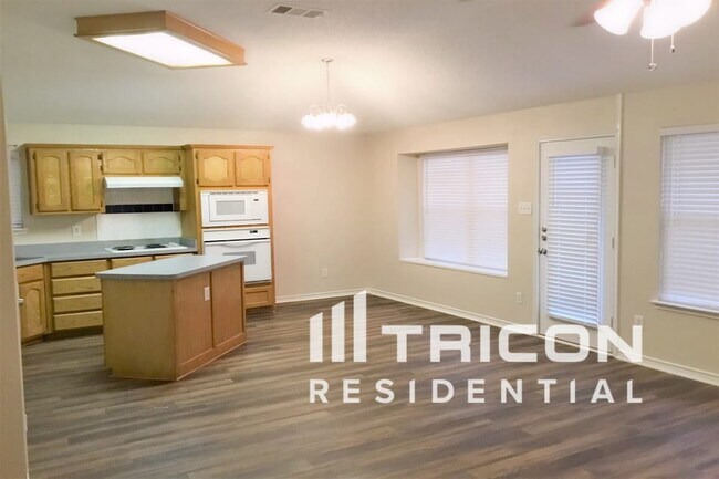 Foto del edificio - 1558 Aberdeen Dr