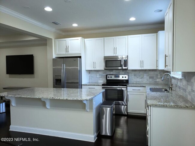 Building Photo - 120 Nelson Ln