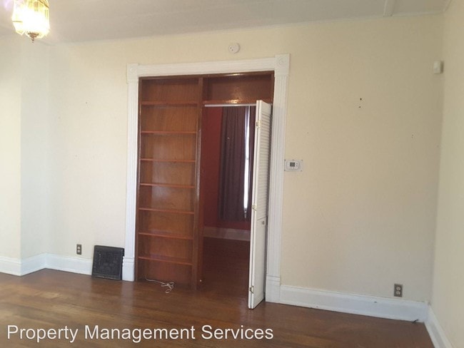 Building Photo - 3 br, 1 bath House - 406 Jefferson St