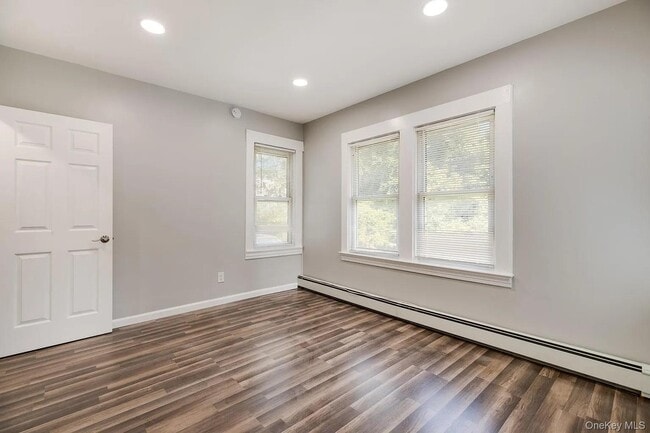 Building Photo - 42 Haab Ave