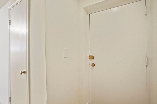 Foto del edificio - 2655 41st St NW