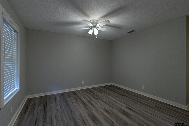 Foto del edificio - 9951 FM 346