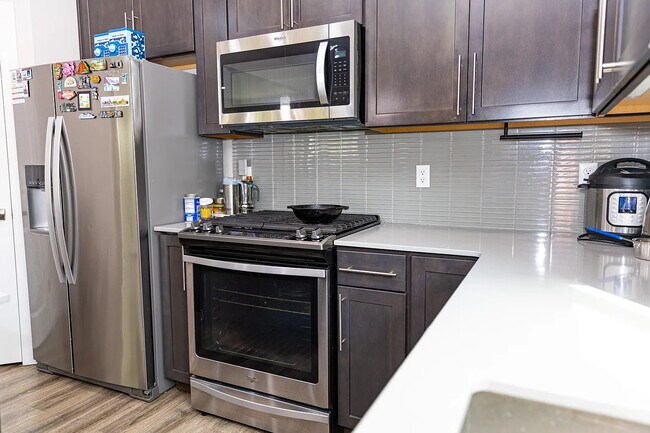 Foto del edificio - 4104 208th Pl SE