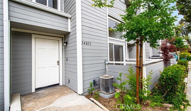 Building Photo - 24851 Nueva Vista Dr
