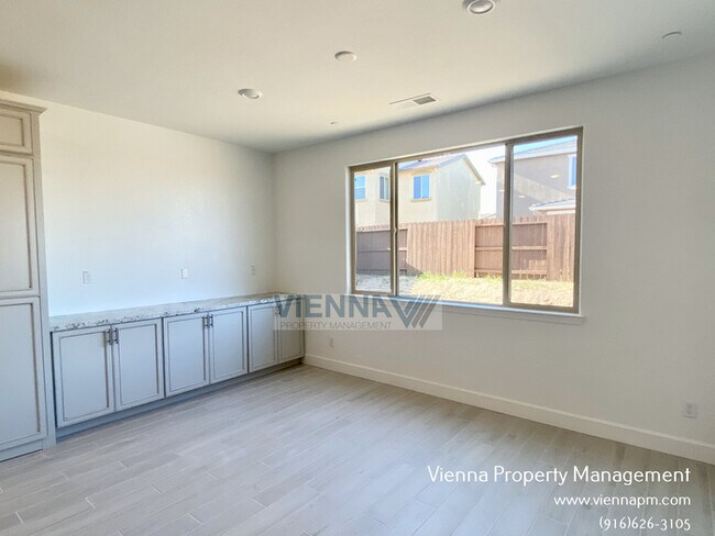 Foto del edificio - 525 Kings Peak Ct