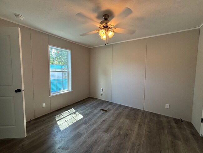 Foto del edificio - 5838 Panam St