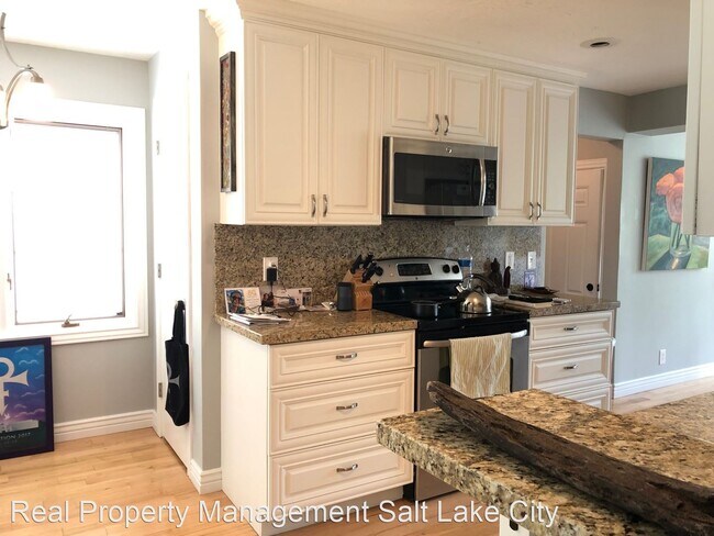 Foto del edificio - 4 br, 3 bath House - 1632 E Downington Ave