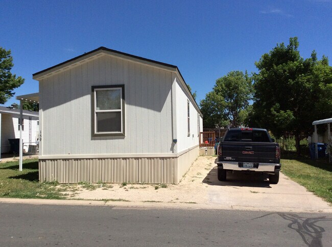 Building Photo - Lease with Purchase Option