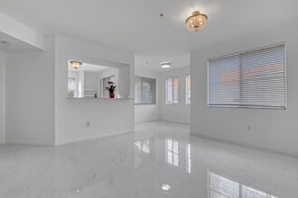 Building Photo - 11026 Legacy Dr