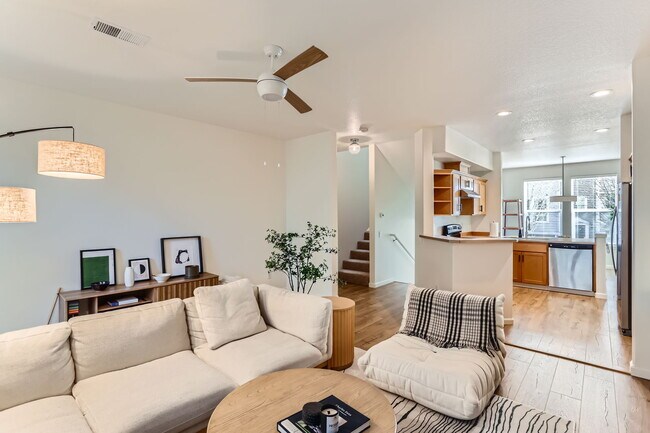 Foto del edificio - 2817 NW Kennedy Ct