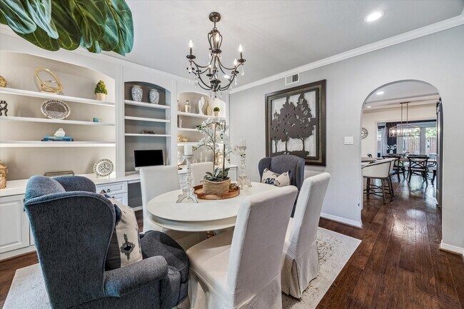 Foto del edificio - 27 Cedarwing Ln