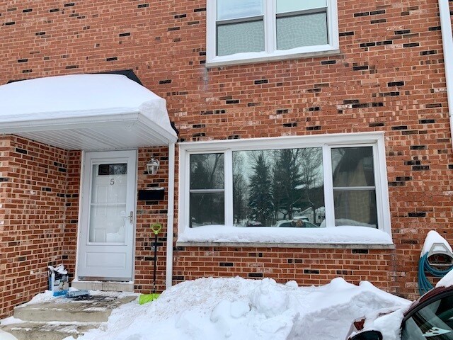 Foto principal - 4723 Yender Ave